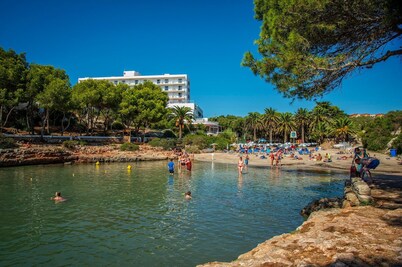 Villa Martinur by Villa Plus