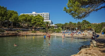 Villa Martinur by Villa Plus