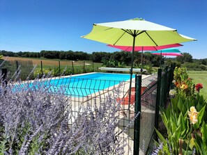 Piscine extérieure, piscine chauffée