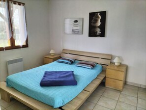 2 chambres, fer et planche Ă repasser, lit parapluie, Wi-Fi gratuit
