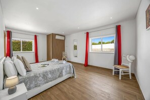 4 chambres, Wi-Fi, draps fournis