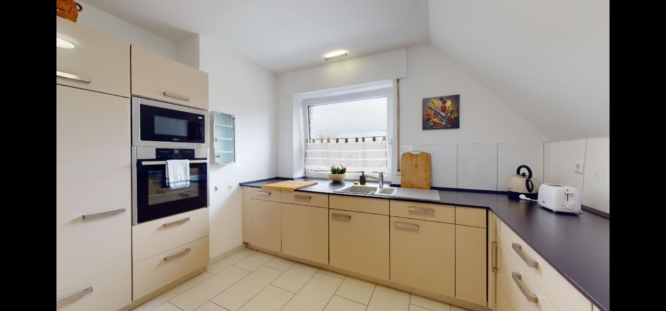 Bright, comfortable and barrier-free apartment