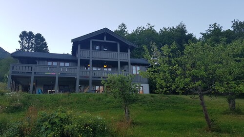 Hatlen View - Fantastic views!