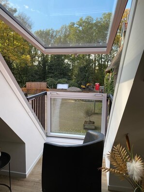 Interior - Cozy apartment for 1-2 persons. <br>The approx. 60 m&sup2; large and very chic 2-room apartment for 1 to 2 persons is located in the heart of Bad Zwischenahn. (Bad Zwischenahn)