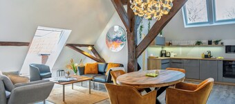 Cozy apartment for 1-2 persons. <br>The approx. 60 m² large and very chic 2-room apartment for 1 to 2 persons is located in the heart of Bad Zwischenahn.