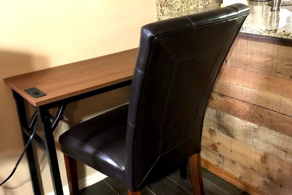 Pedal Inn 2 - Walk to Museum, Trails & Brews