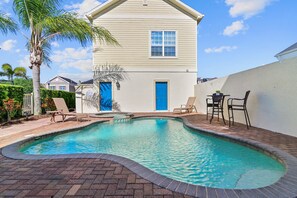 A heated pool - Best Golf Course View, 6 mi from Disney! (Reunion)