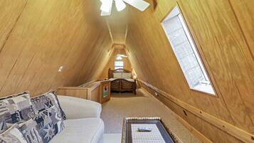 Smart TV, fireplace, DVD player