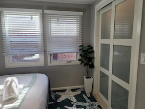 3 habitaciones, escritorio, cuna de viaje y wifi gratis