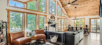 Moose Ridge: Hot Tub, Game Room & Lake Views