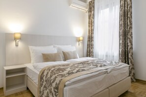 2 間睡房、熨斗/熨衫板、可攜式嬰兒床、免費 Wi-Fi