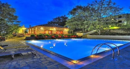 Hotel pool bar Tsigoura