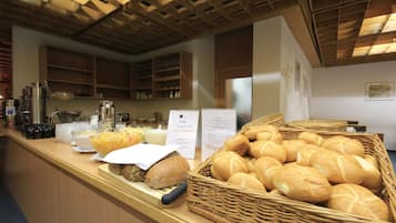 Colazione a buffet inclusa, servita tutte le mattine