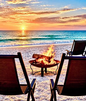 Beach - Coastal Comfort•On 30A•Between Rosemary Beach and Alys Beach•Three Bedroom• (Seacrest)