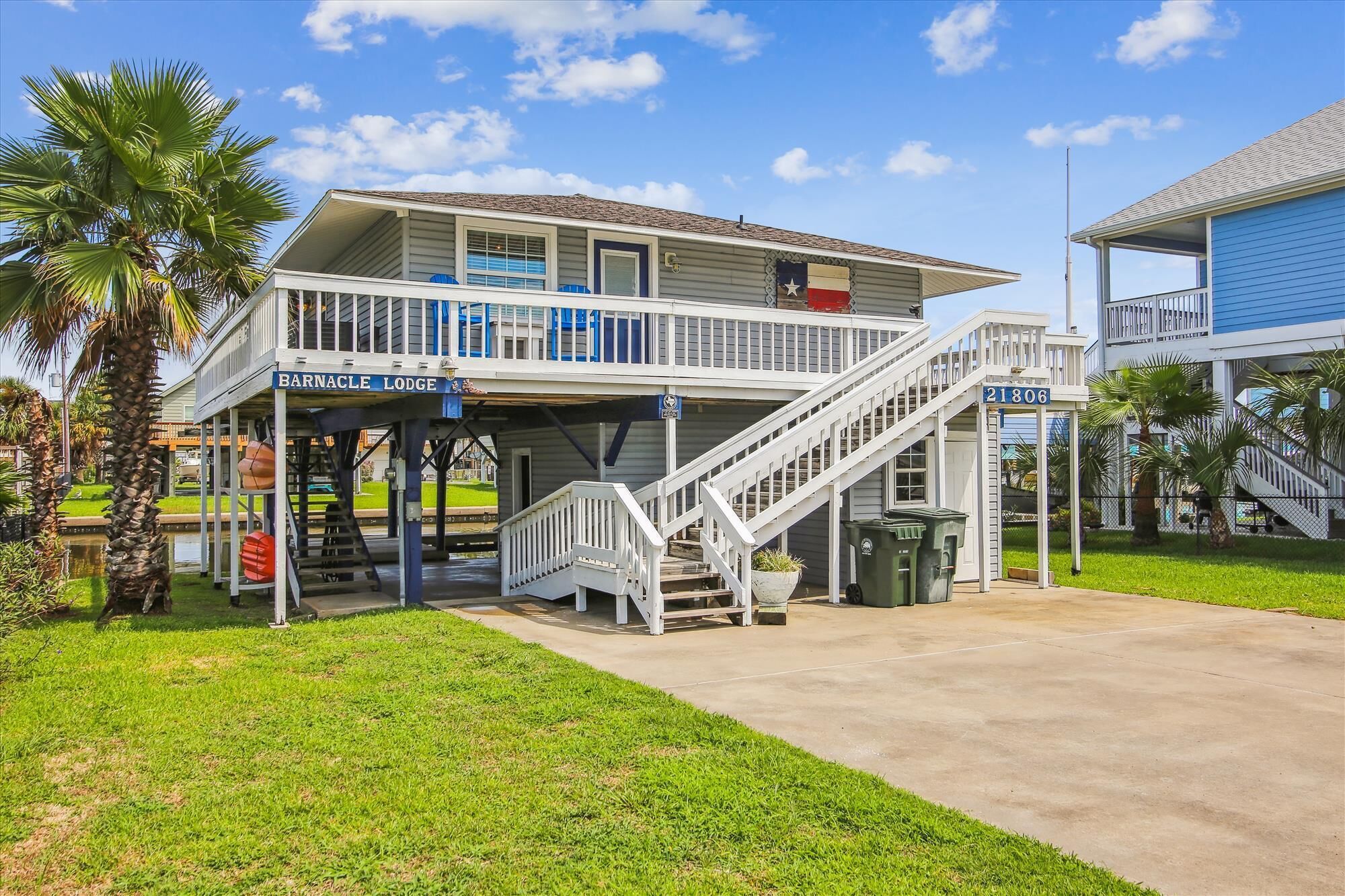 Barnacle Lodge | Canal Access, Fishing, Swimming
