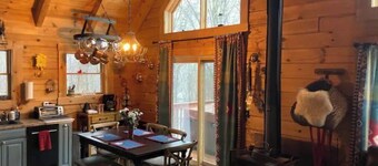 Trending Family Retreat- Deck-Pvt. Hot Tub -Clubhouse Pool, Game Room