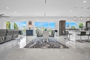 Immagine non classificata, 3 di 47, pulsante