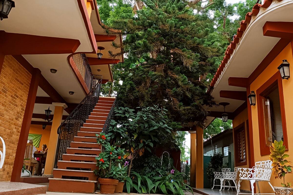 Minibar, in-room safe, individually decorated, individually furnished