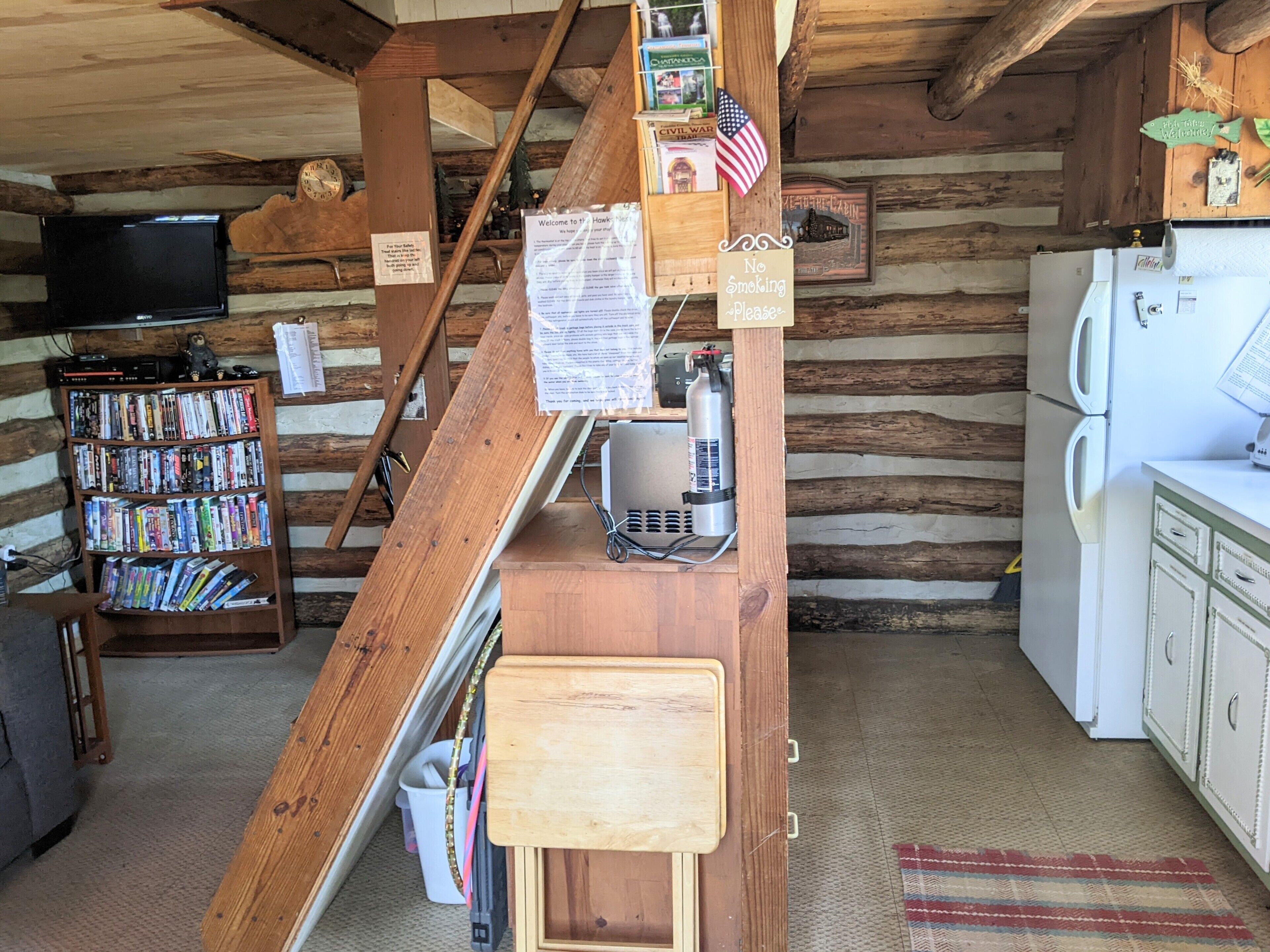 "The Hawk Nest" cabin on Tims Ford Lake