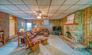 Smart TV, fireplace, DVD player, books