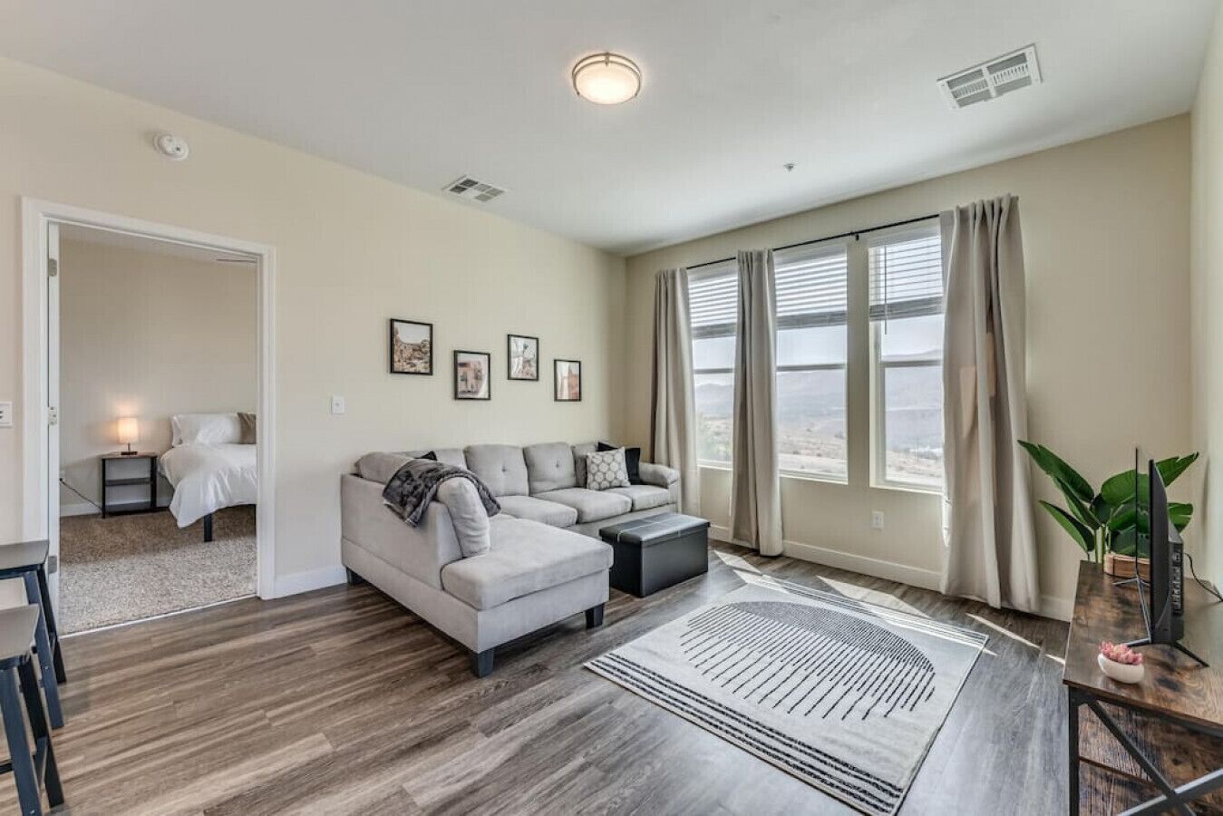 Luxury Loft w/ Mtn. Views | Quiet & Work Friendly