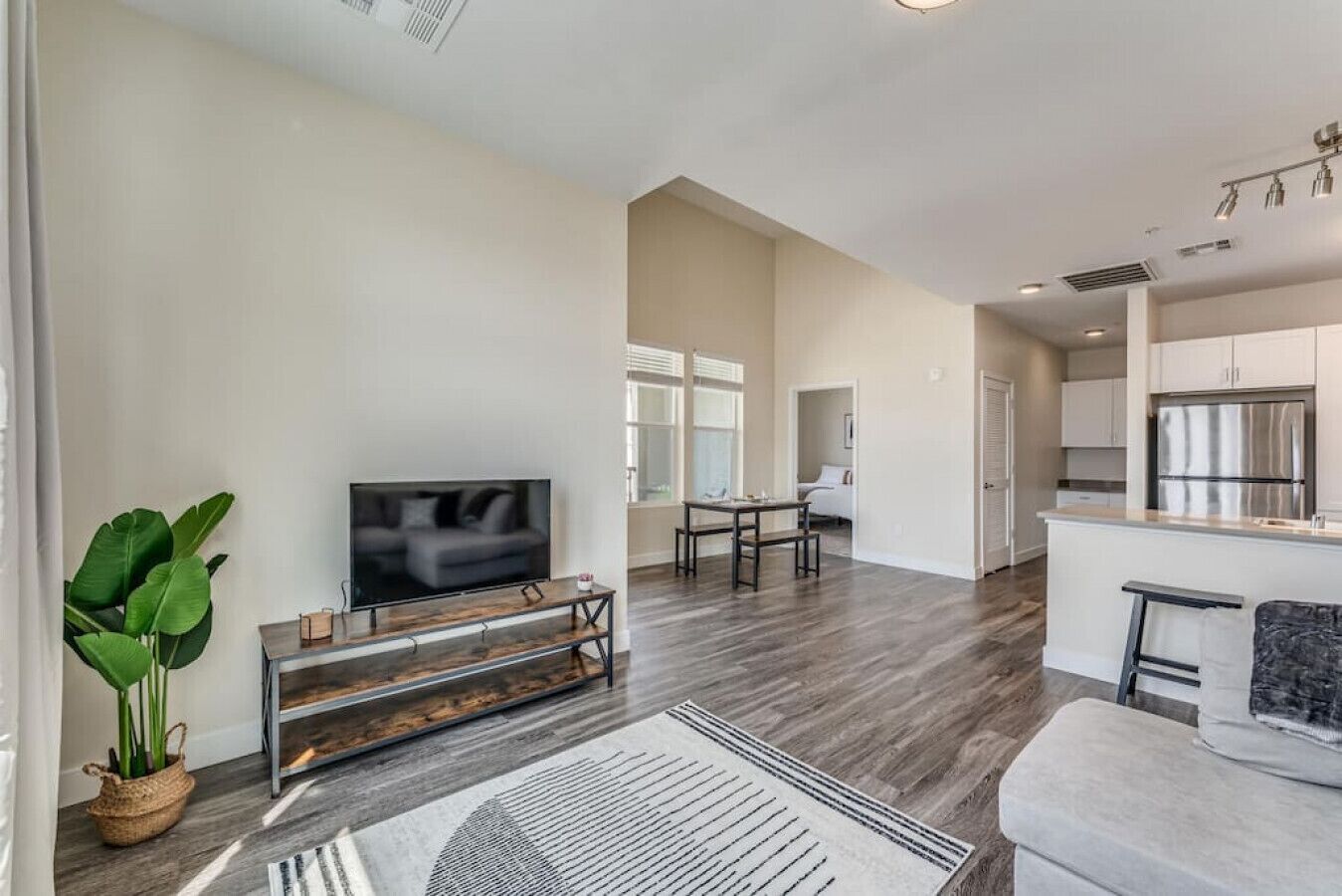 Luxury Loft w/ Mtn. Views | Quiet & Work Friendly