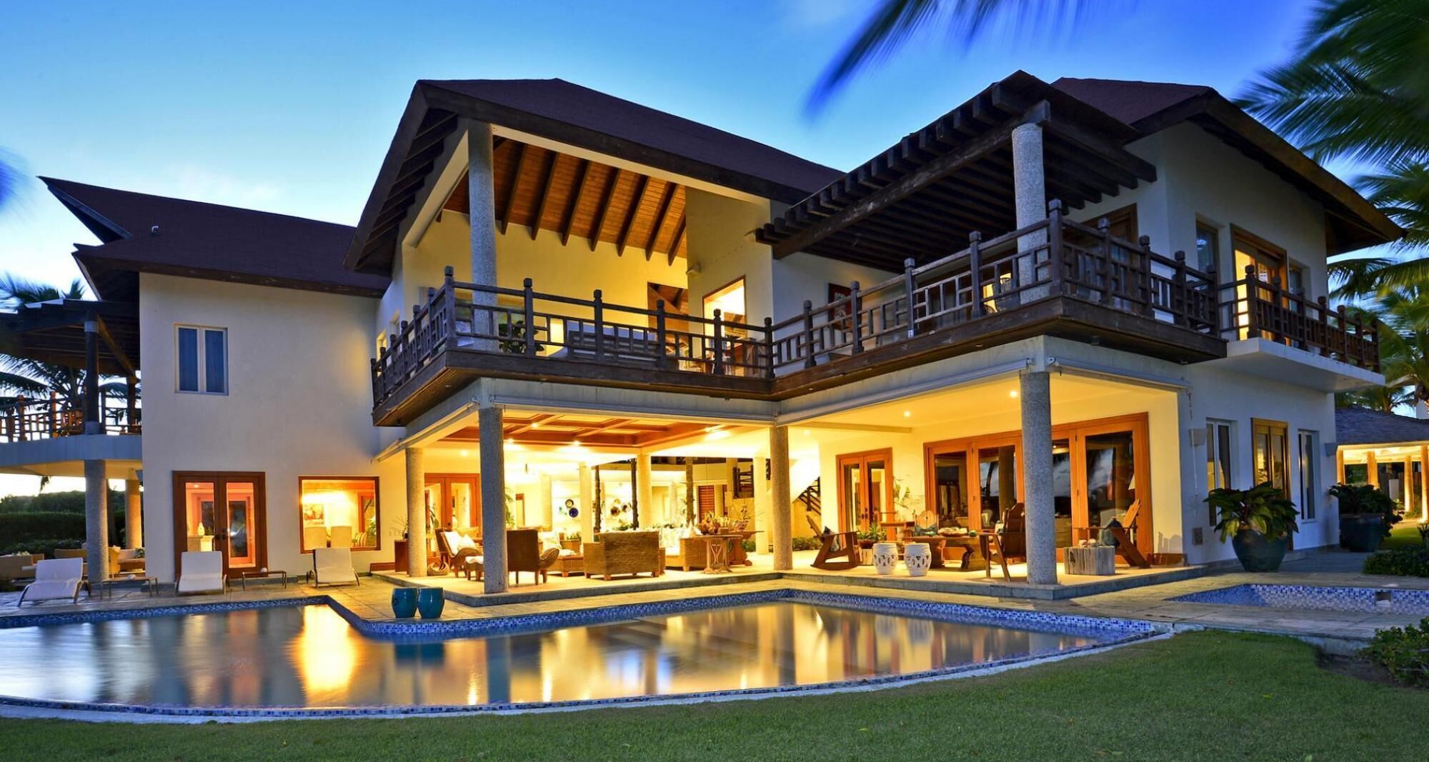 Photo - Ocean and golf view 5-bedroom villa with unique tropical style