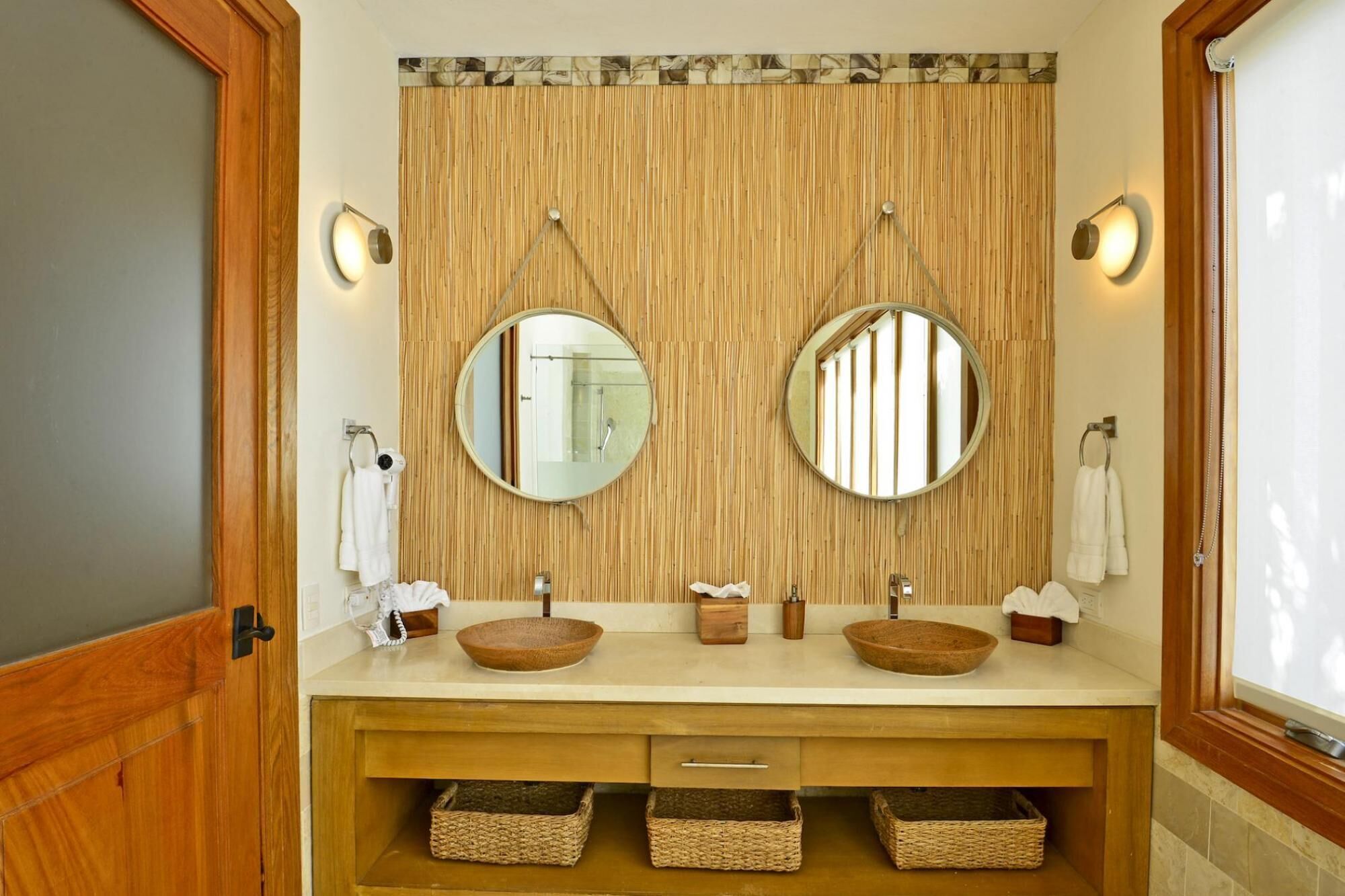 Photo - Ocean and golf view 5-bedroom villa with unique tropical style