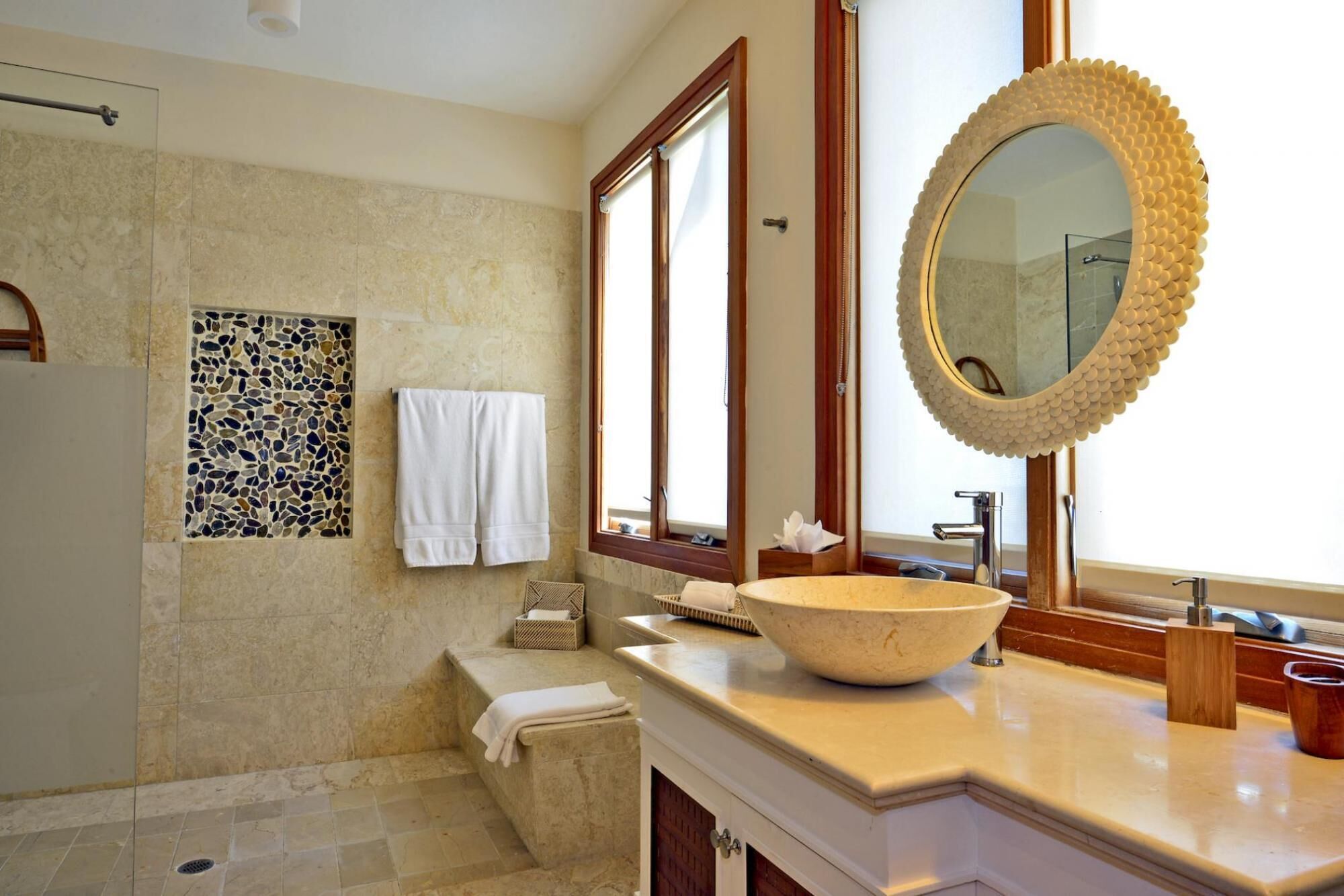 Photo - Ocean and golf view 5-bedroom villa with unique tropical style