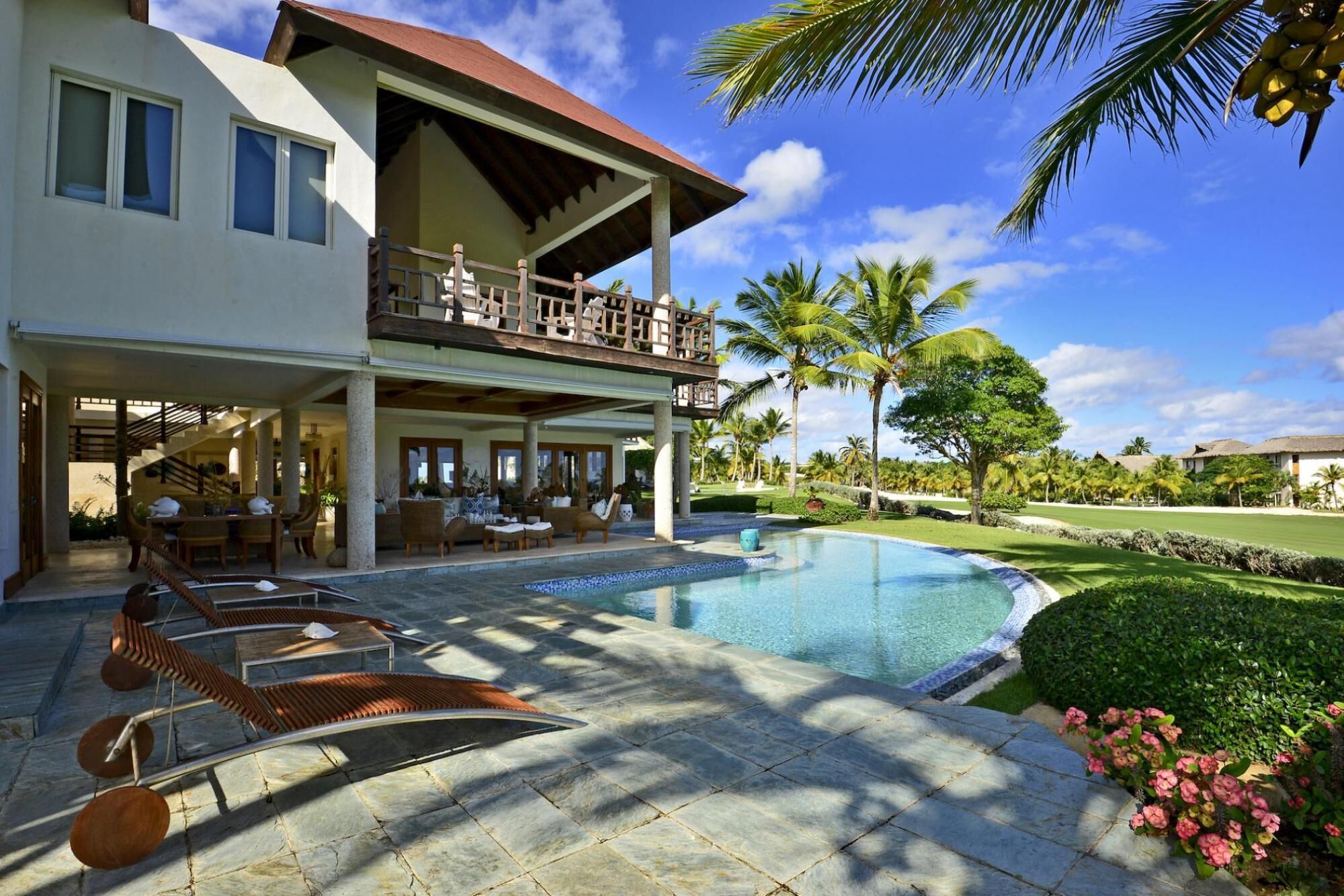 Photo - Ocean and golf view 5-bedroom villa with unique tropical style