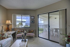 Apartment | 2 bedrooms, iron/ironing board - Anna Maria Island Bridge Port Beach Resort (Bradenton Beach)