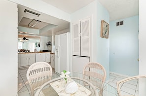 Apartamento | Tabla de planchar con plancha