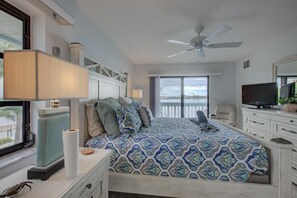 2 عدّة غرف نوم ومكواة/لوح كي