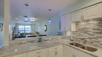 Departamento | 2 habitaciones, tabla de planchar con plancha y wifi