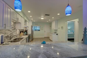 Apartment, Smoking | Private kitchen