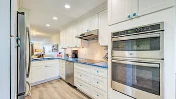 2 bedrooms, memory-foam beds, iron/ironing board, WiFi