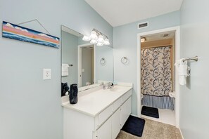 House | Bathroom