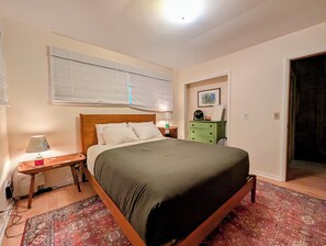 2 bedrooms, WiFi, bed sheets