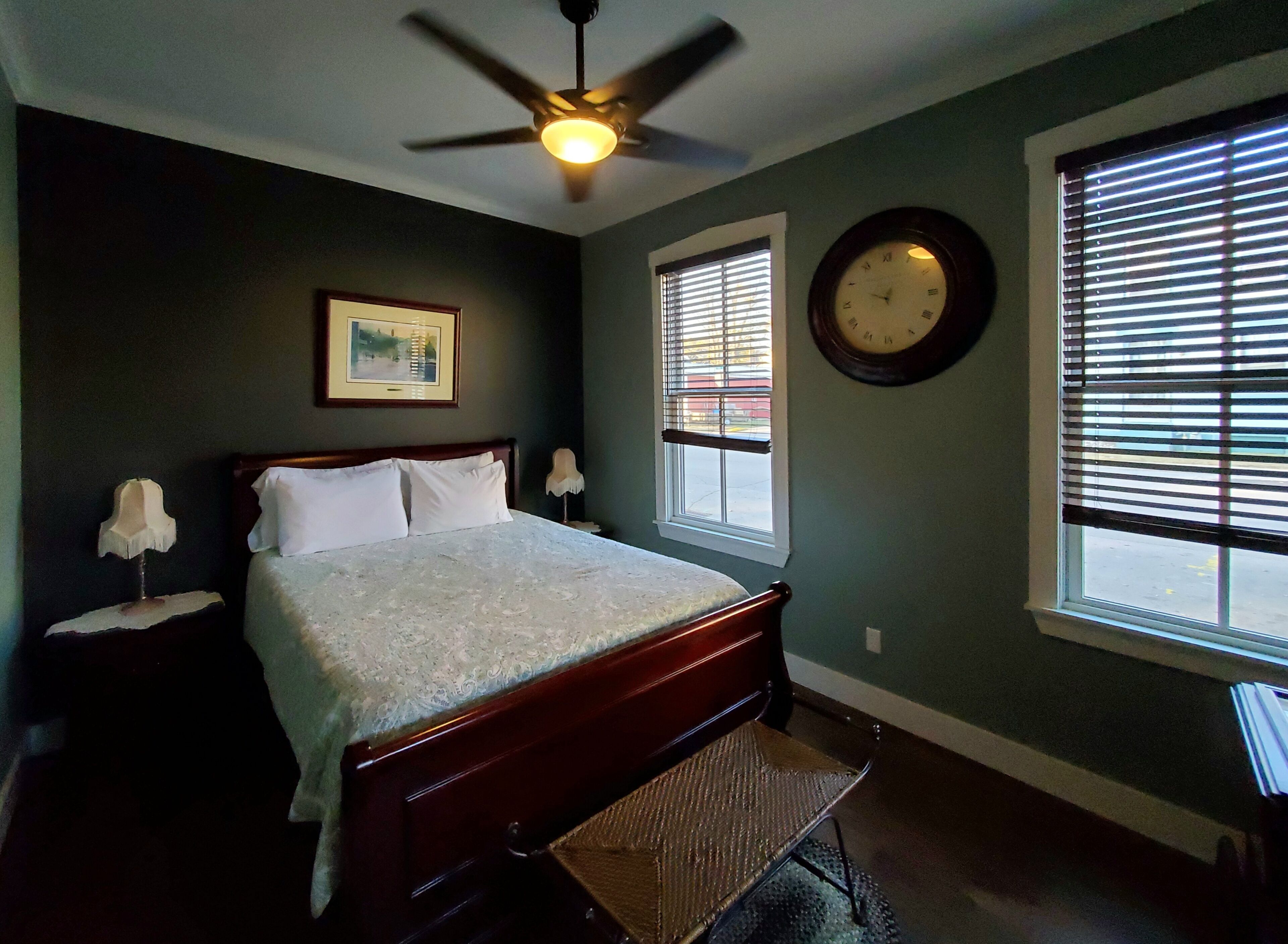 Pearl House with a River View