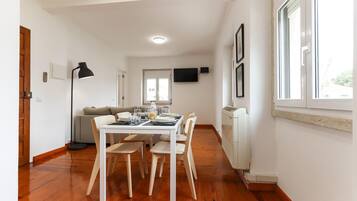 Apartment | 1 bedroom, iron/ironing board, WiFi