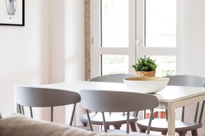 Apartment, Smoking | 2 bedrooms, iron/ironing board, WiFi - Belem Boutique V by Homing (Lisbon)