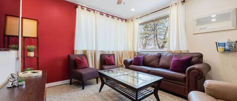 Smart-TV, Netflix, Hulu, Bücher