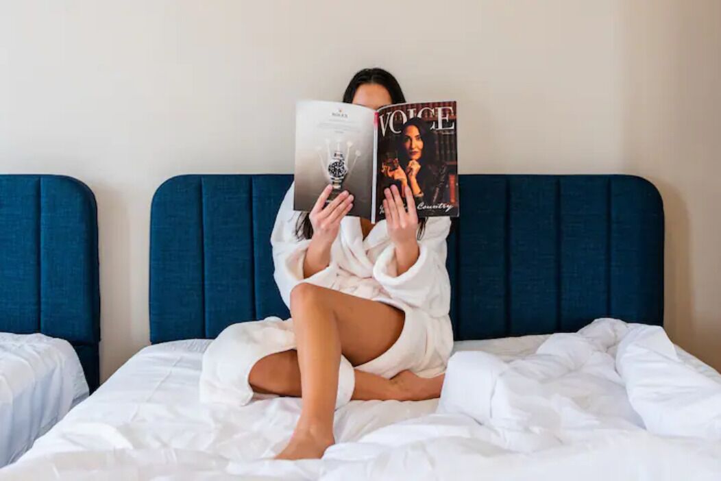 Kentucky Derby 2023 Cigar Lounge 4 large groups