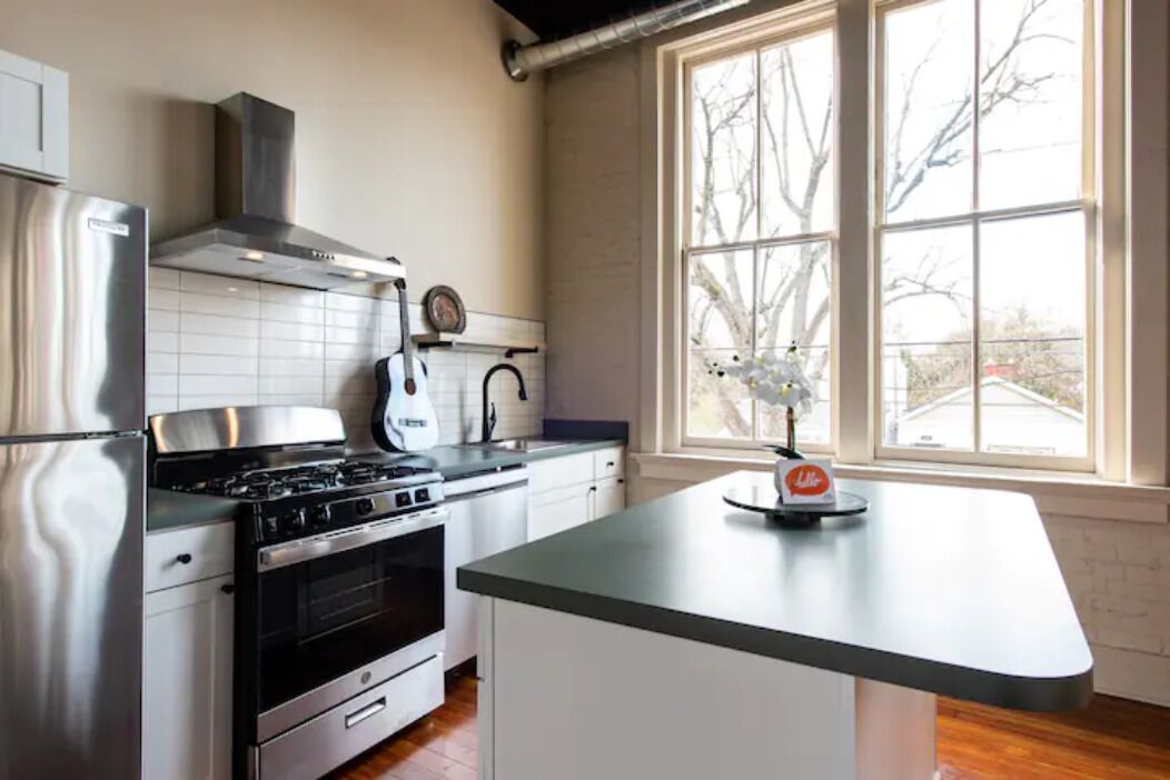 Kentucky Derby 2023 Cigar Lounge 4 large groups