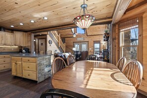 Dining - Huge MTN VIEW Cabin! Hot Tub, Game Room, Theater (Blue Ridge)