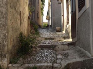 تفاصيل الفندق من الخارج