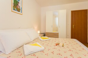 1 Schlafzimmer, Bügeleisen/Bügelbrett, Internetzugang, Bettwäsche