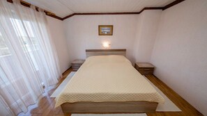 2 habitaciones, wifi y ropa de cama 