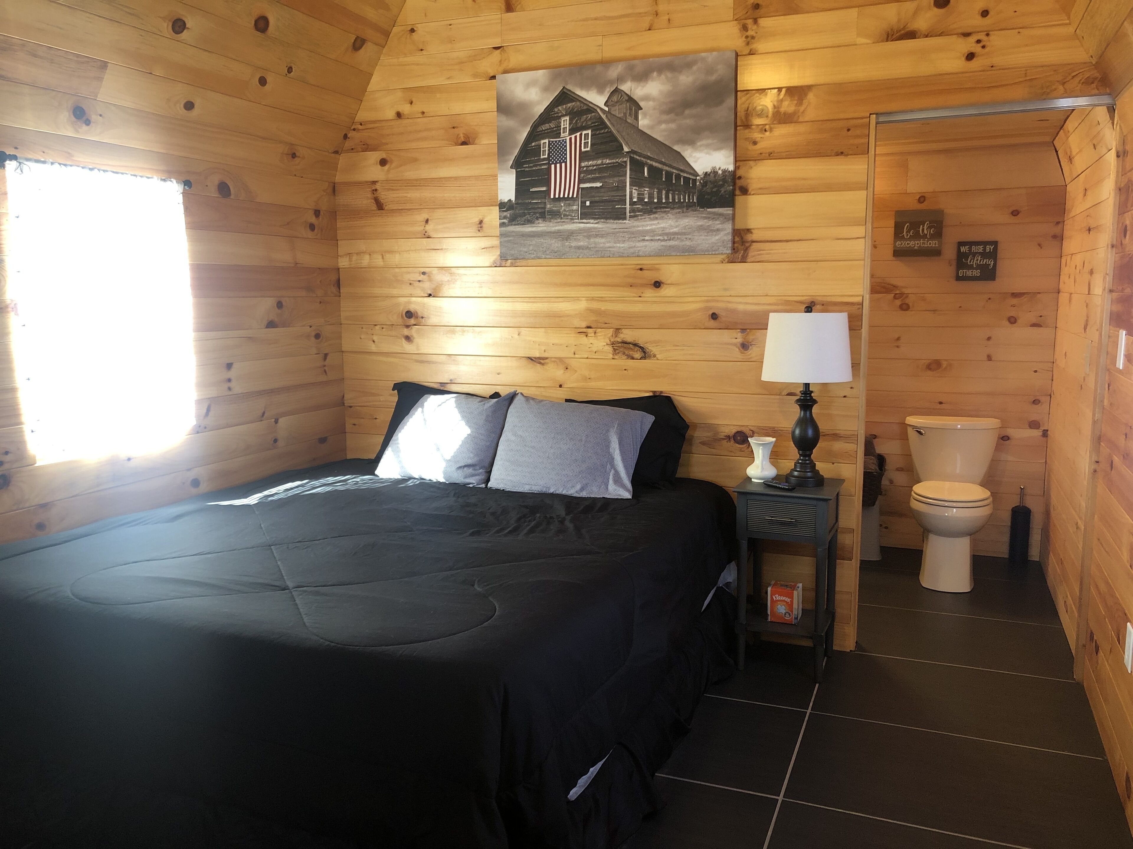 Sunrise Cabin in the Hills near Lily Bluff & Obed River