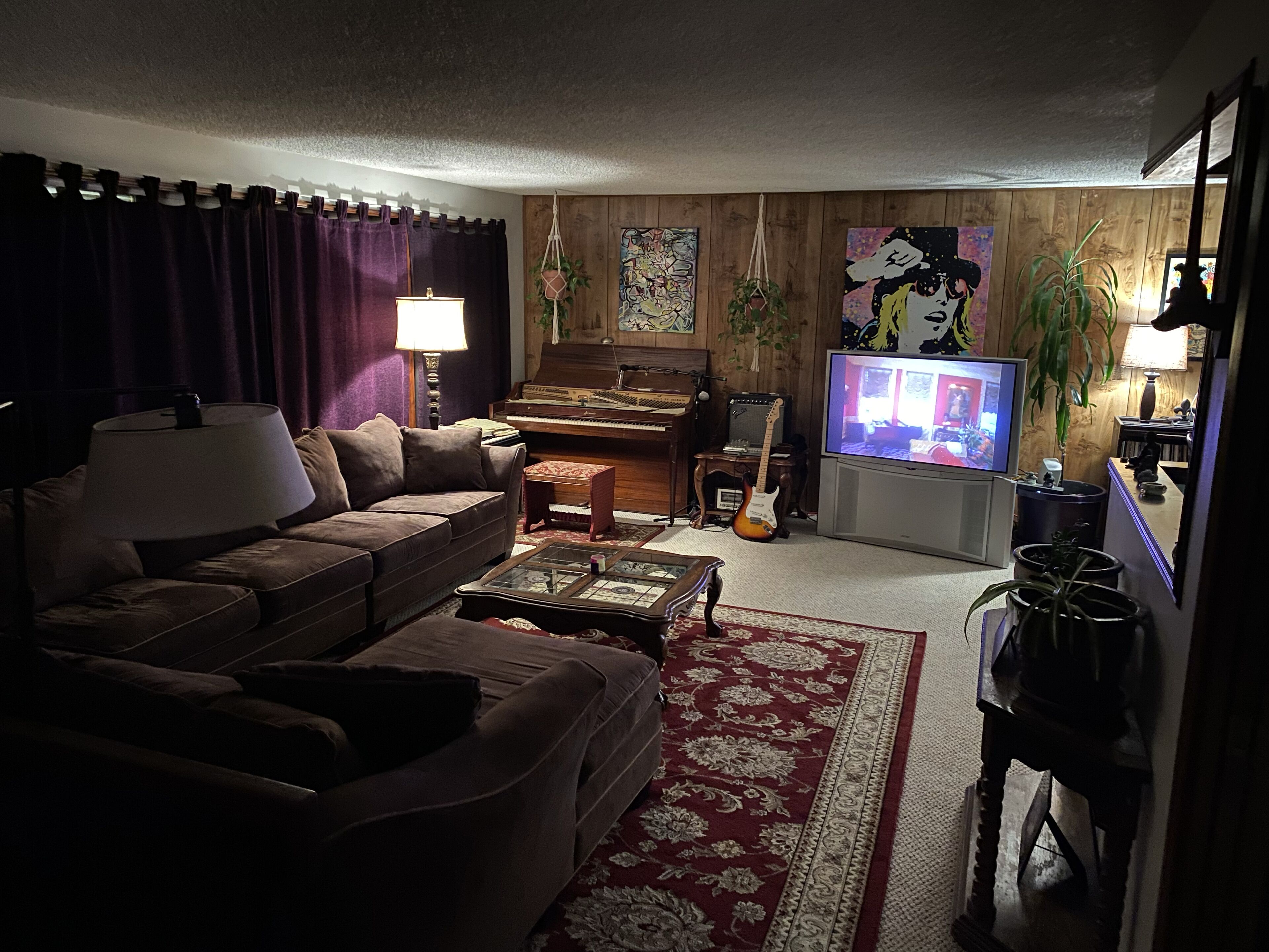 Beautiful Southwest Eugene Estate!  4 beds 3 baths ETC!